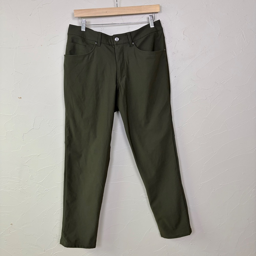Lululemon ABC Pant Classic Warpstreme Mens 32 x 30 Olive Green Performance Golf
